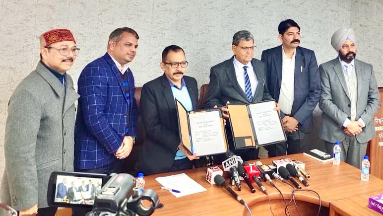 नेट मीटरिंग एवं सौर ऊर्जा साझाकरण के लिए सीसीए पंजाब टेलीकॉम सर्किल ने  सीपीडीएल चंडीगढ़ के साथ समझौता ज्ञापन पर किए हस्ताक्षर
